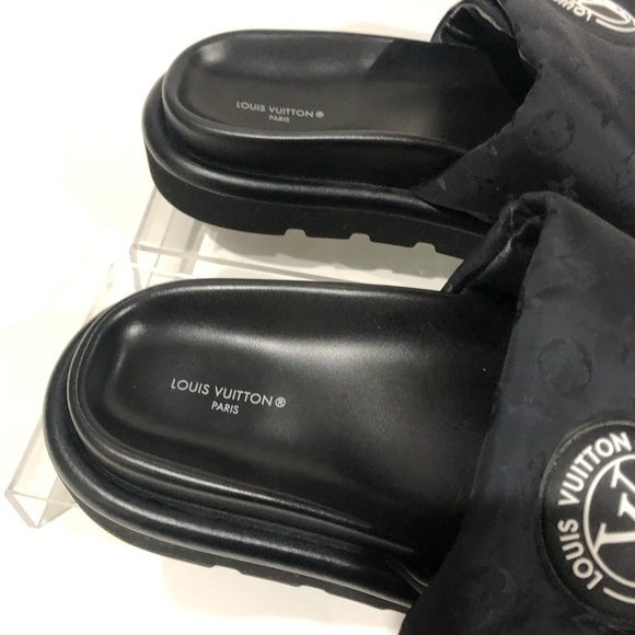 Louis Vuitton HTF Pool Pillow Flat Mules Slides Comfy Black Noir Size 38 - Picture 10 of 13